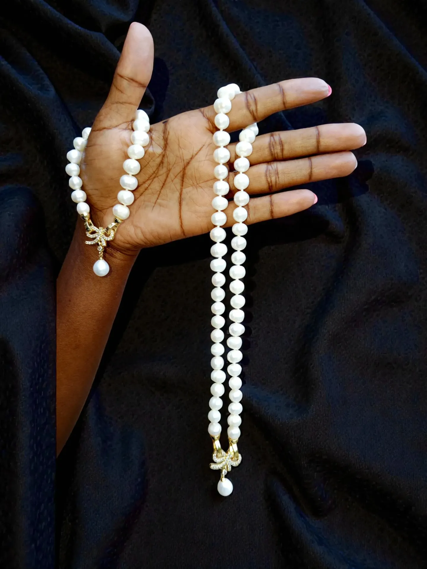 White Pearl Bracelet & Necklace Set with Gold-Tone Bow Accents
